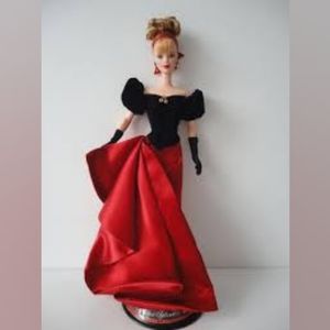 1998 AVON Exclusive Winter Splendor Special Edition Barbie Doll